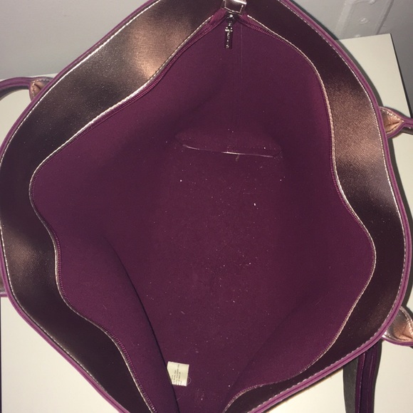 Bath & Body Work large Gold tote - Picture 3 of 9